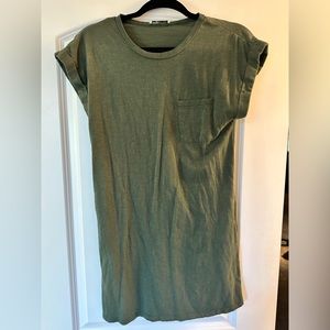 T-shirt dress